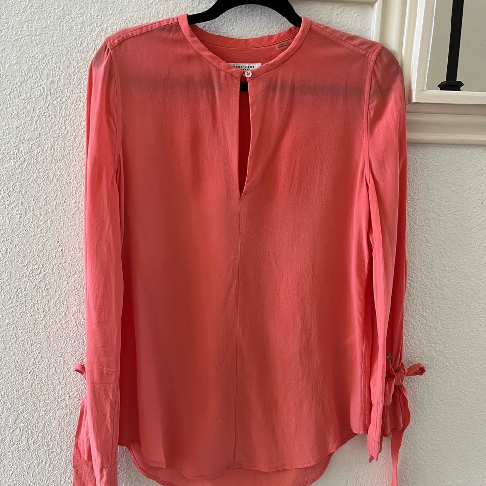 Equipment Coral Keyhole Blouse